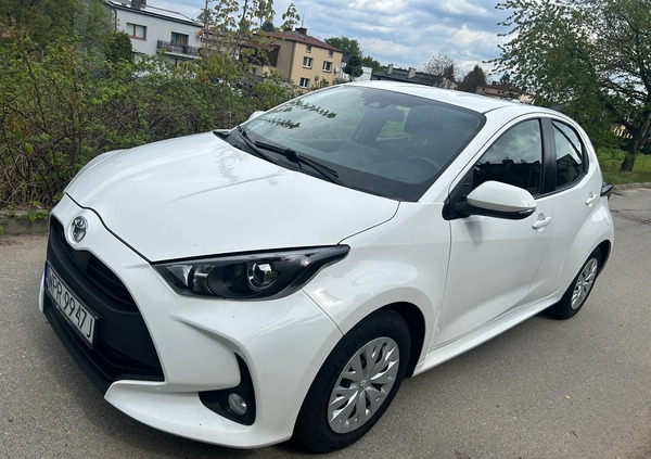 Toyota Yaris cena 58000 przebieg: 117000, rok produkcji 2021 z Głuchołazy małe 191